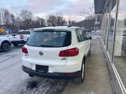 2017 Volkswagen Tiguan Limited 2.0T