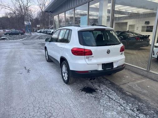 2017 Volkswagen Tiguan Limited 2.0T