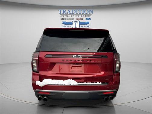 2022 Chevrolet Suburban High Country