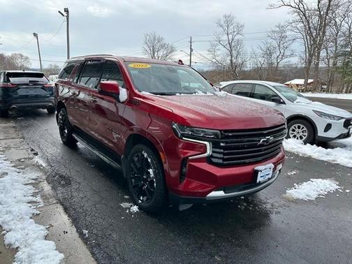 2022 Chevrolet Suburban High Country