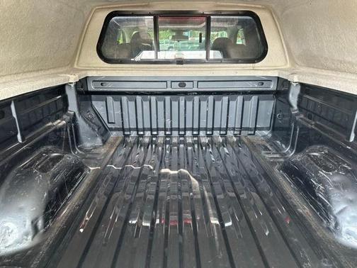 2022 GMC Canyon Elevation Standard
