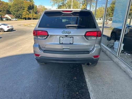 2021 Jeep Grand Cherokee Laredo E