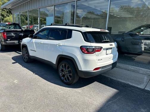 2021 Jeep Compass 80th Special Edition