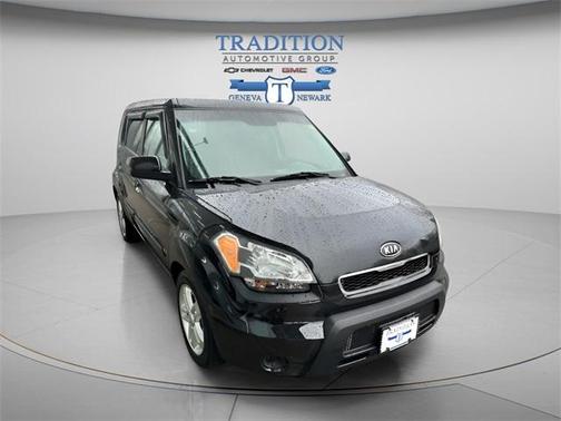 2010 Kia Soul +