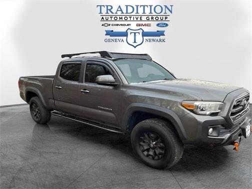 2017 Toyota Tacoma TRD Sport