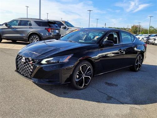 2024 Nissan Altima SR FWD