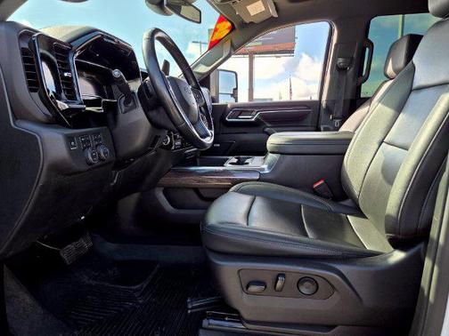 Summit White 2024 Chevrolet Silverado 2500 LTZ