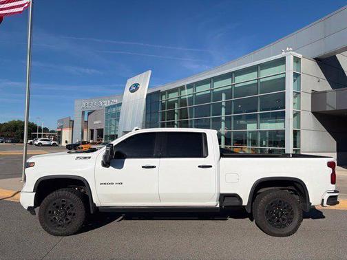 Summit White 2024 Chevrolet Silverado 2500 LTZ