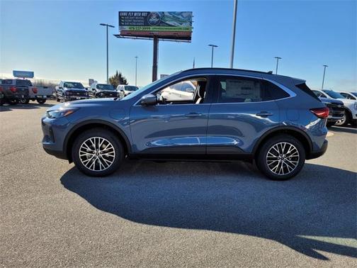 2025 Ford Escape SE