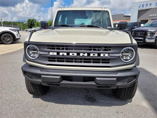 2025 Ford Bronco Base
