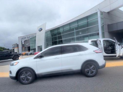 Oxford White 2022 Ford Edge SEL