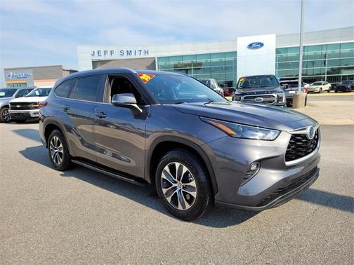 2023 Toyota Highlander Hybrid XLE