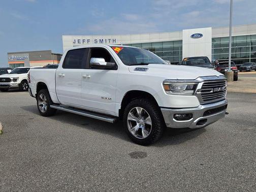 Bright White Clearcoat 2023 RAM 1500 Laramie