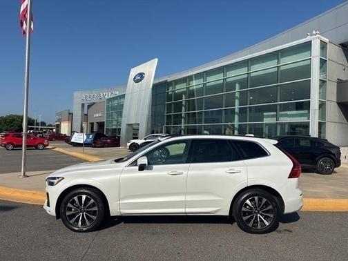 2023 Volvo XC60 B5 Core
