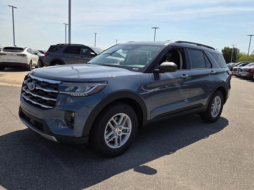 Vapor Blue Metallic 2026 Ford Explorer Active