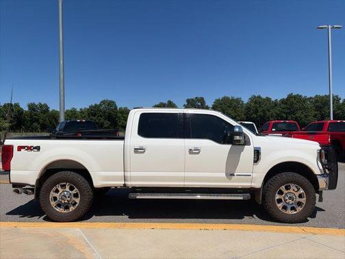 Star White Metallic Tri-Coat 2022 Ford F-250 Lariat