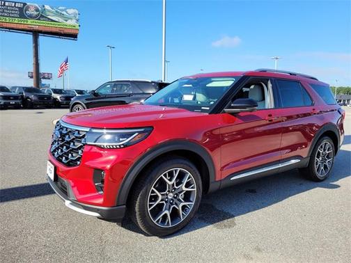 2025 Ford Explorer Platinum
