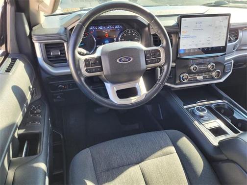 2022 Ford Expedition Max XLT