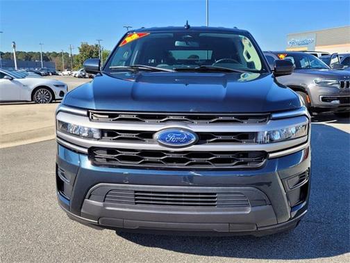 2022 Ford Expedition Max XLT