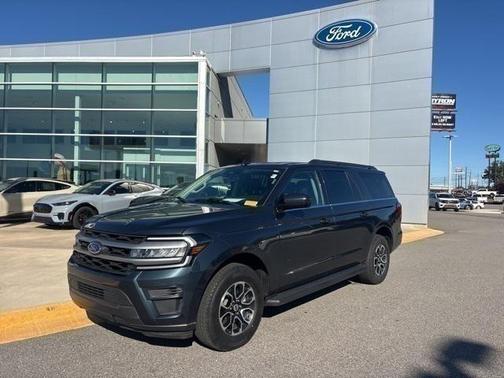 2022 Ford Expedition Max XLT