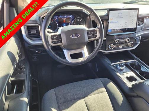 2022 Ford Expedition Max XLT