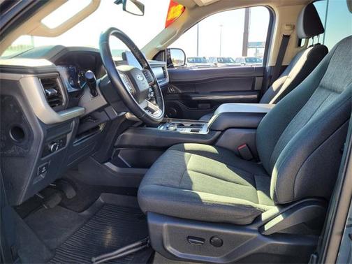 2022 Ford Expedition Max XLT