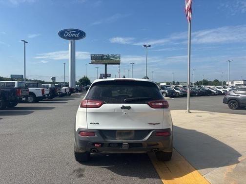 2015 Jeep Cherokee Trailhawk