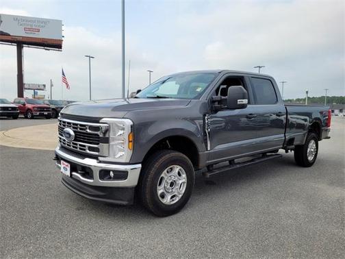 2025 Ford F-250 XLT