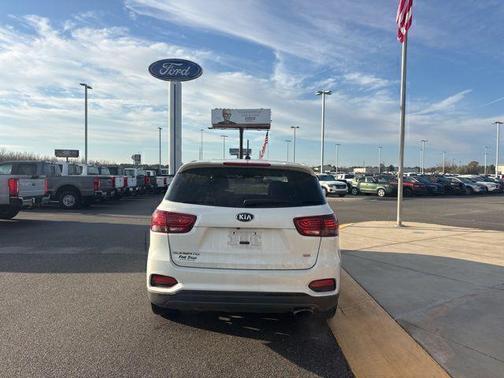 2020 Kia Sorento LX