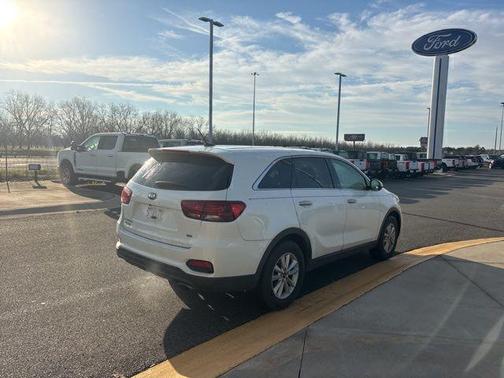 2020 Kia Sorento LX