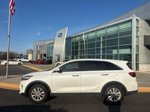 2020 Kia Sorento LX