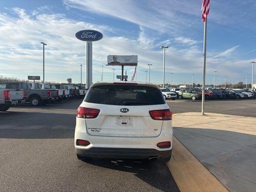 2020 Kia Sorento LX