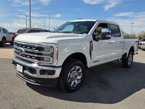Star White Metallic Tri-Coat 2026 Ford F-250 Lariat