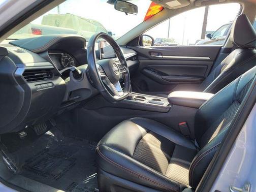 2024 Nissan Altima SR FWD