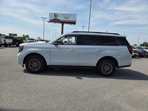 Silver Metallic 2026 Ford Expedition Active