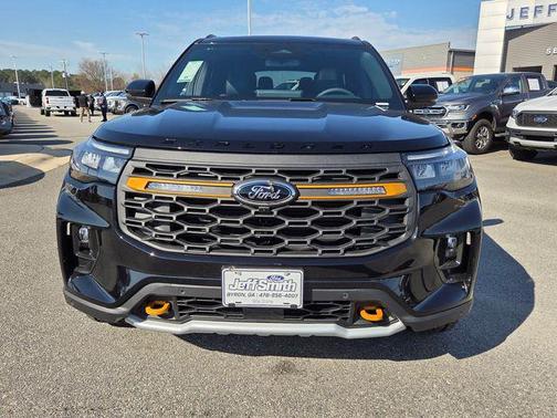 Agate Black Metallic 2026 Ford Explorer Tremor