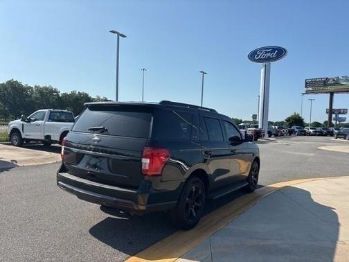 2022 Ford Expedition XL