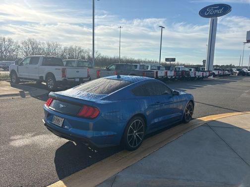 2020 Ford Mustang EcoBoost
