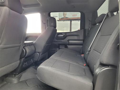 2022 Chevrolet Silverado 1500 Custom Trail Boss