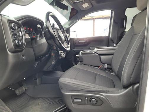 2022 Chevrolet Silverado 1500 Custom Trail Boss