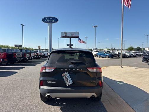 Agate Black Metallic 2022 Ford Escape SEL