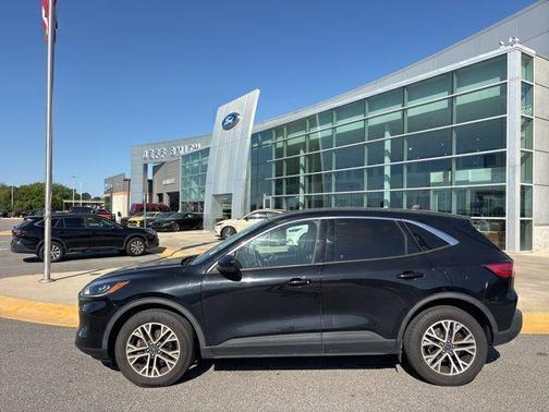 Agate Black Metallic 2022 Ford Escape SEL