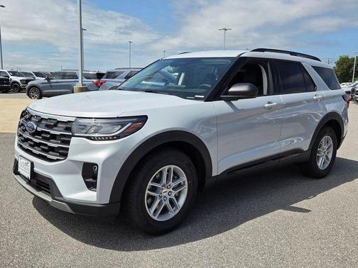 White 2026 Ford Explorer Active
