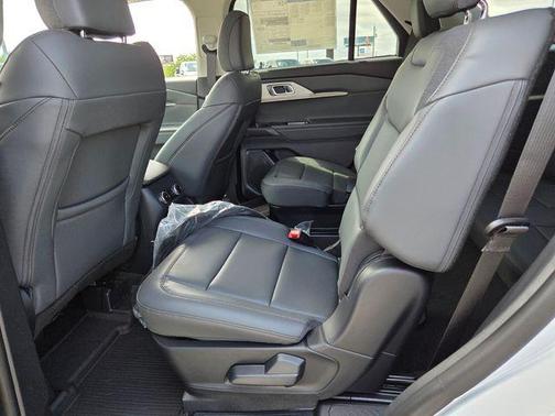 White 2026 Ford Explorer Active