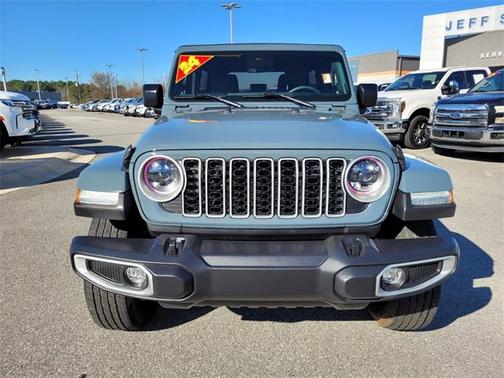 2024 Jeep Wrangler 4-Door Sahara 4x4