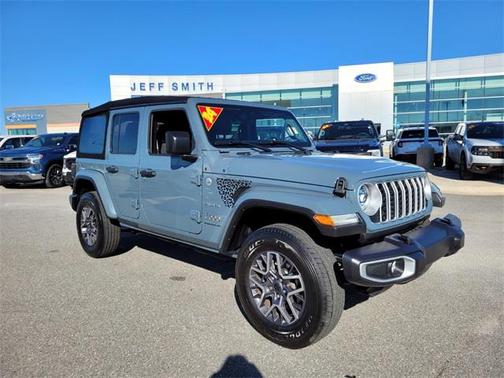 2024 Jeep Wrangler 4-Door Sahara 4x4