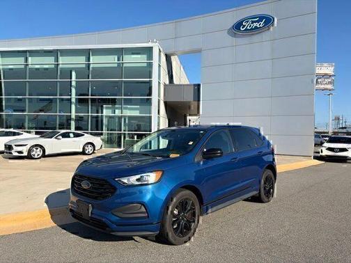 Atlas Blue Metallic 2022 Ford Edge SE