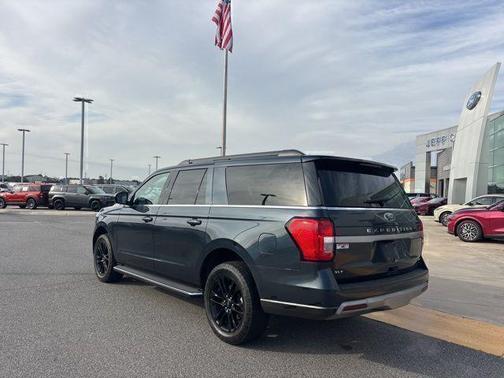 2022 Ford Expedition Max XLT