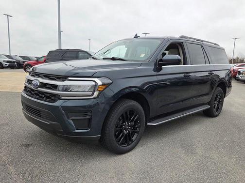 2022 Ford Expedition Max XLT