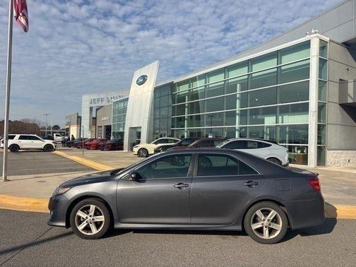 2013 Toyota Camry SE